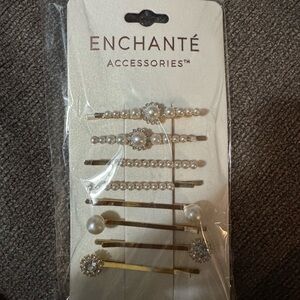 Enchanté Gold and Pearl Hair Pin Collection